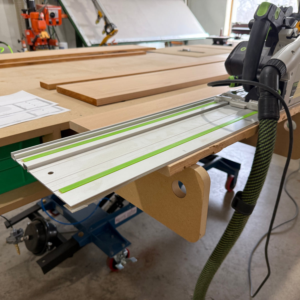 Outrigger Torsion Bench